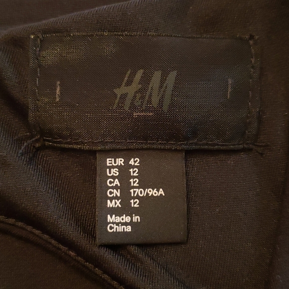 H&M dress - Picture 7 of 8